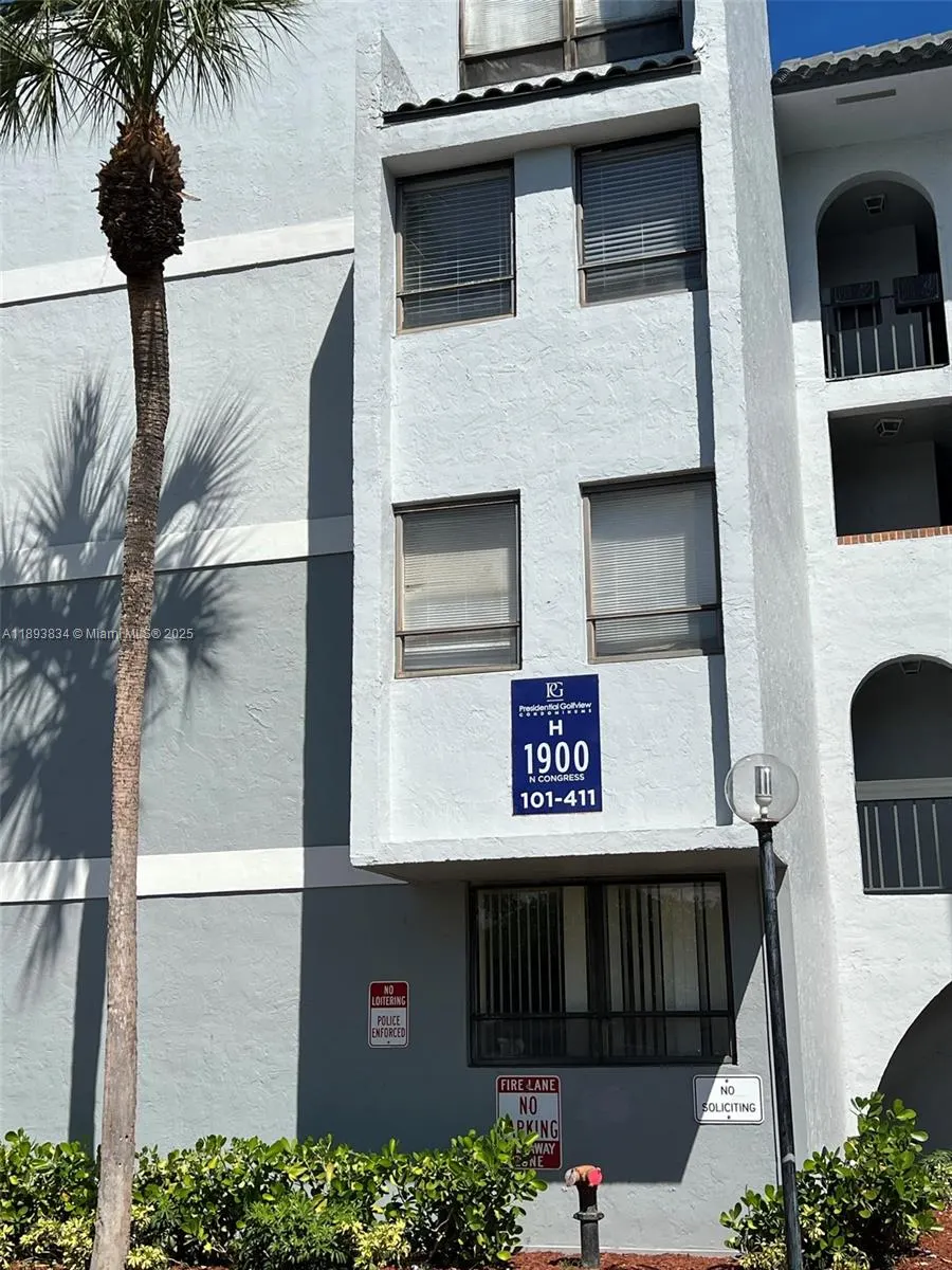 1900 N Congress Ave, #411