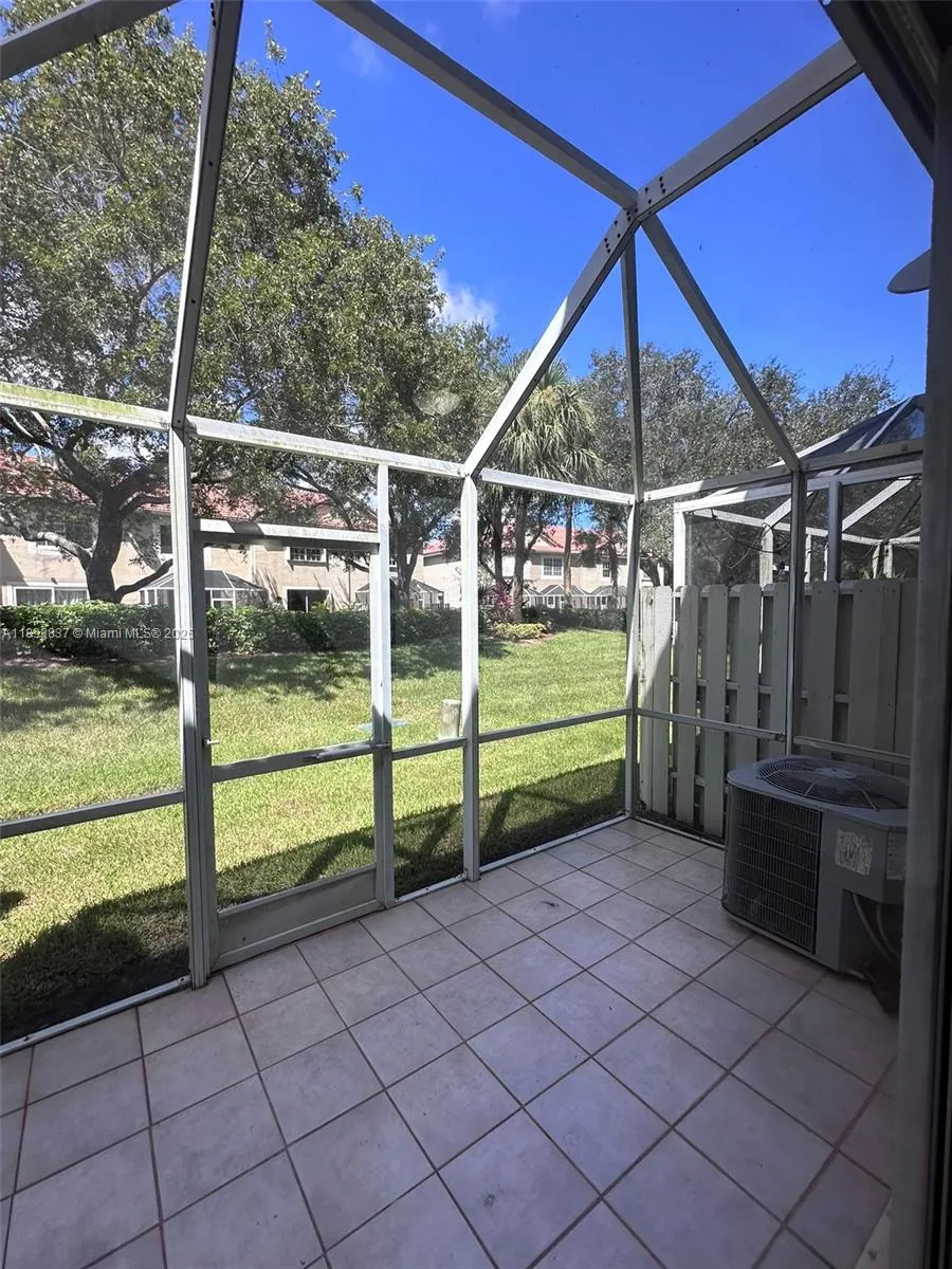 1350 Sorrento Dr
