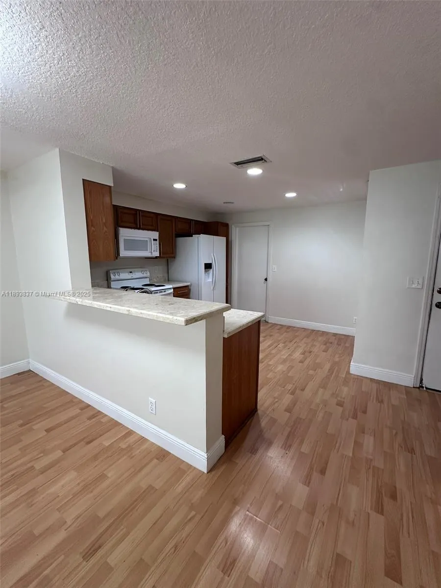 1350 Sorrento Dr