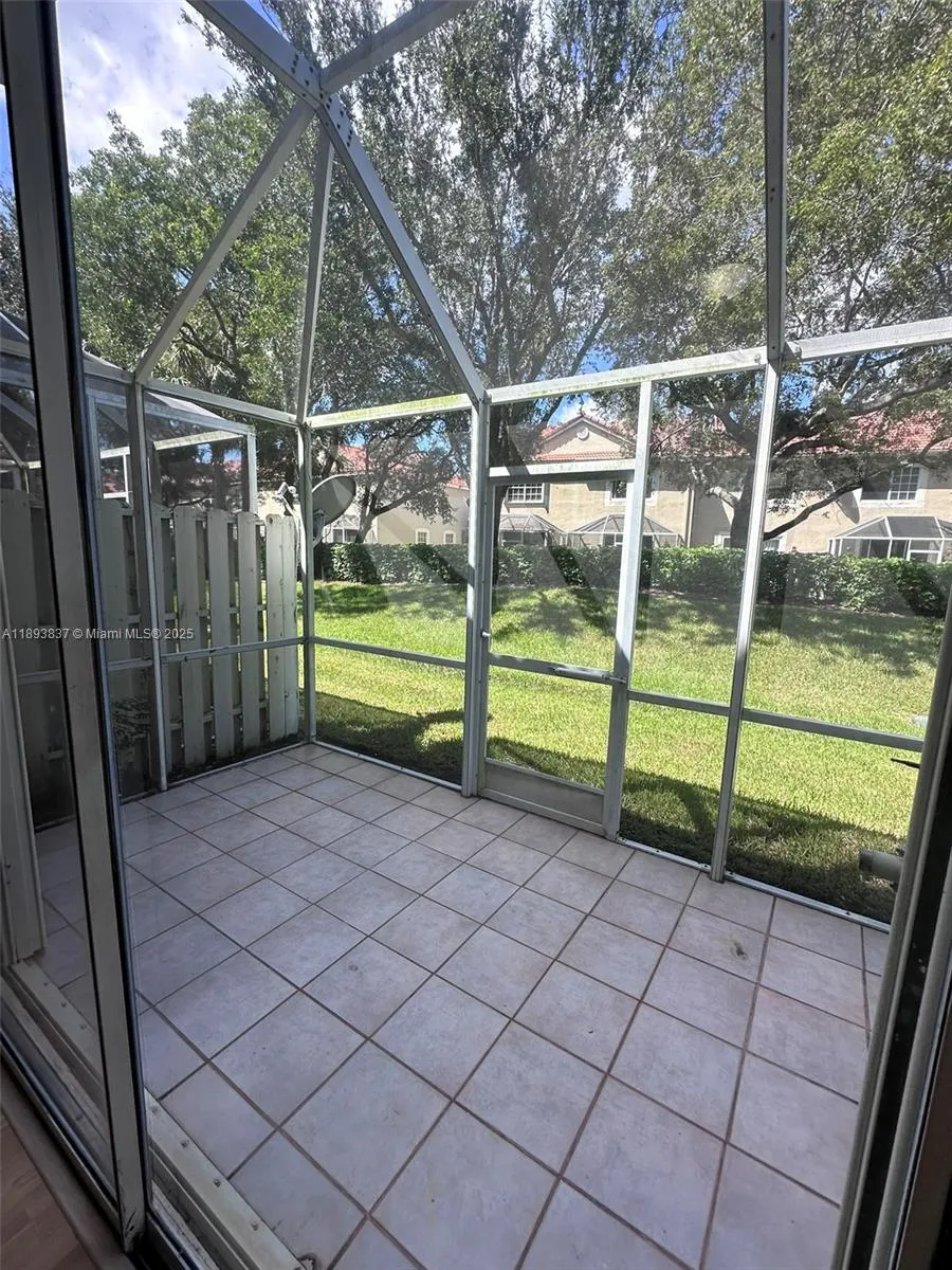 1350 Sorrento Dr
