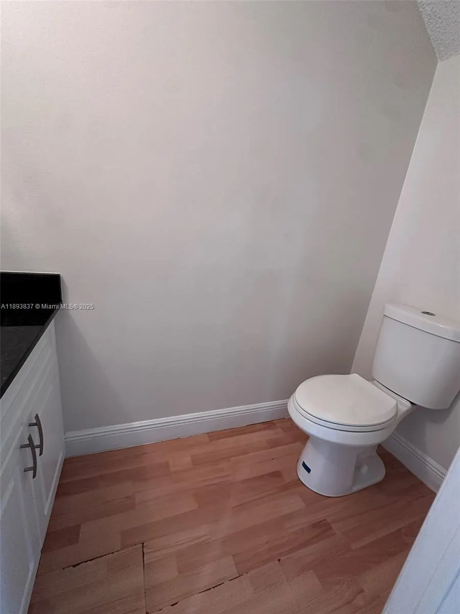 1350 Sorrento Dr