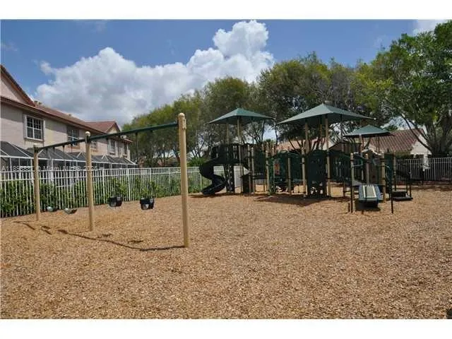 1350 Sorrento Dr