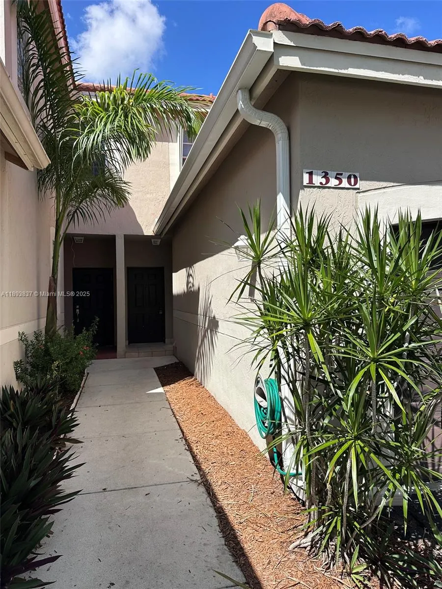 1350 Sorrento Dr