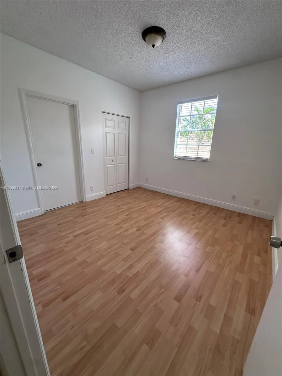 1350 Sorrento Dr