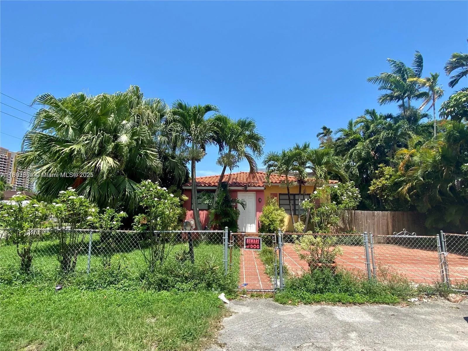 2341 SW 34th Ave