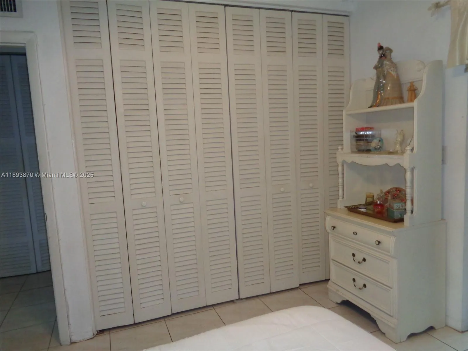3127 S Ocean Dr, #219