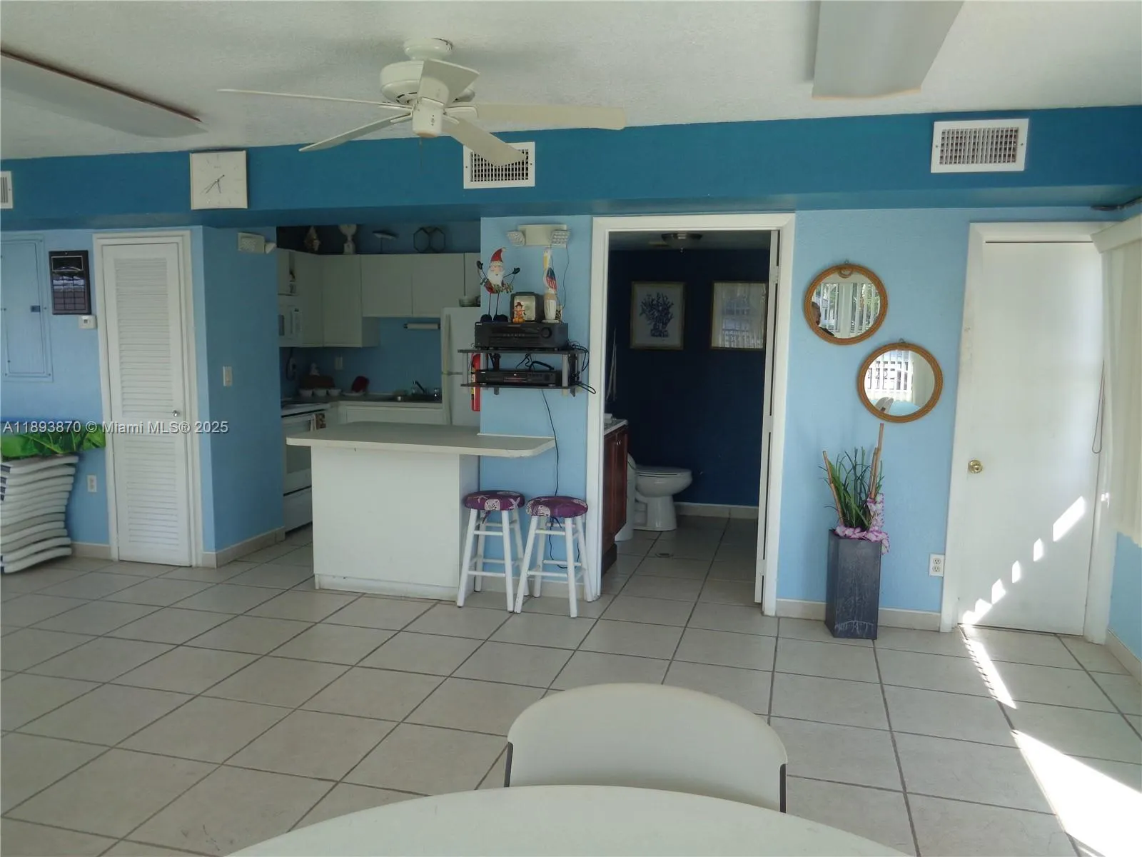 3127 S Ocean Dr, #219