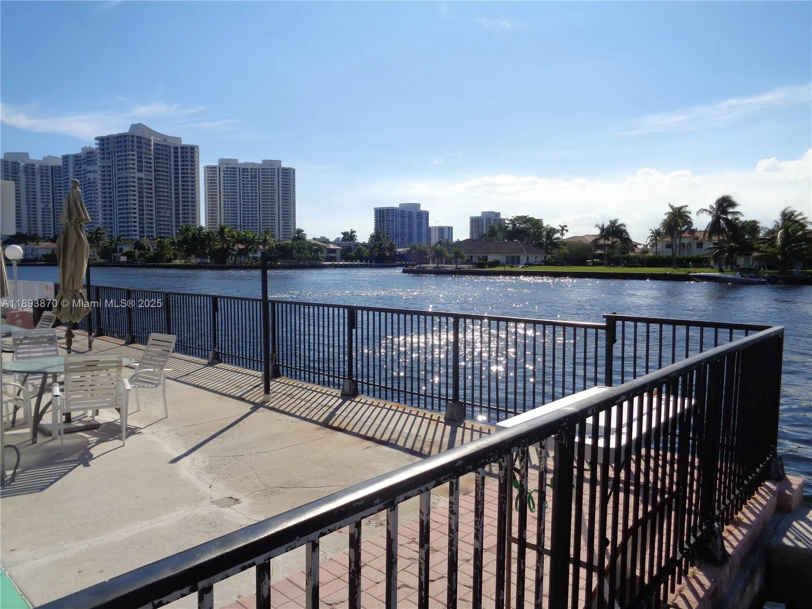 3127 S Ocean Dr, #219