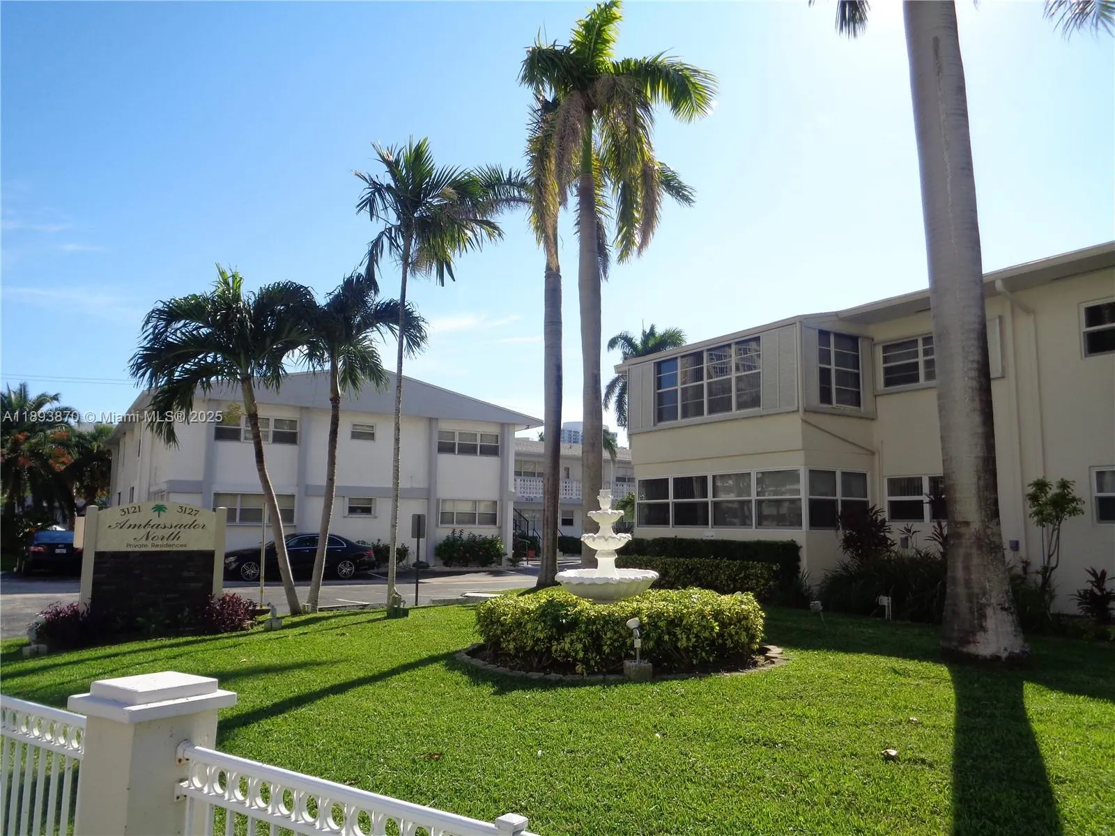 3127 S Ocean Dr, #219