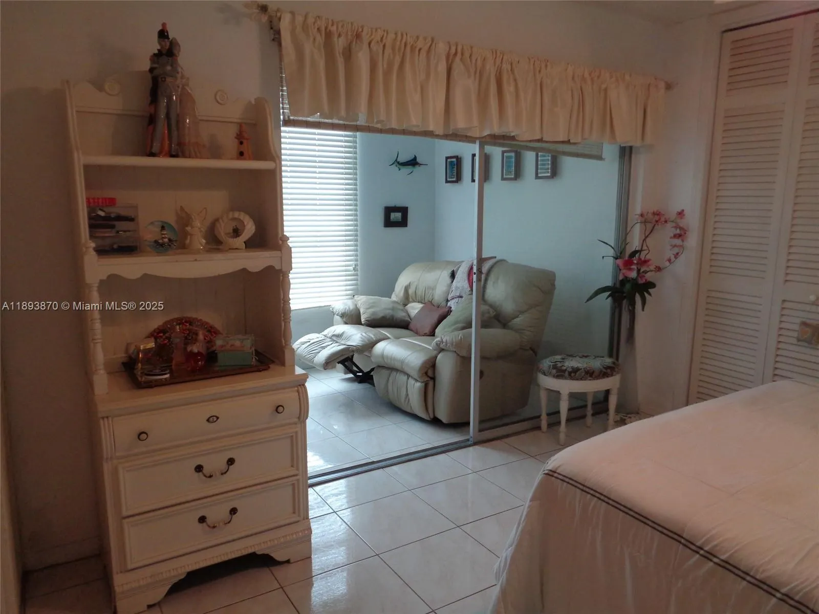 3127 S Ocean Dr, #219