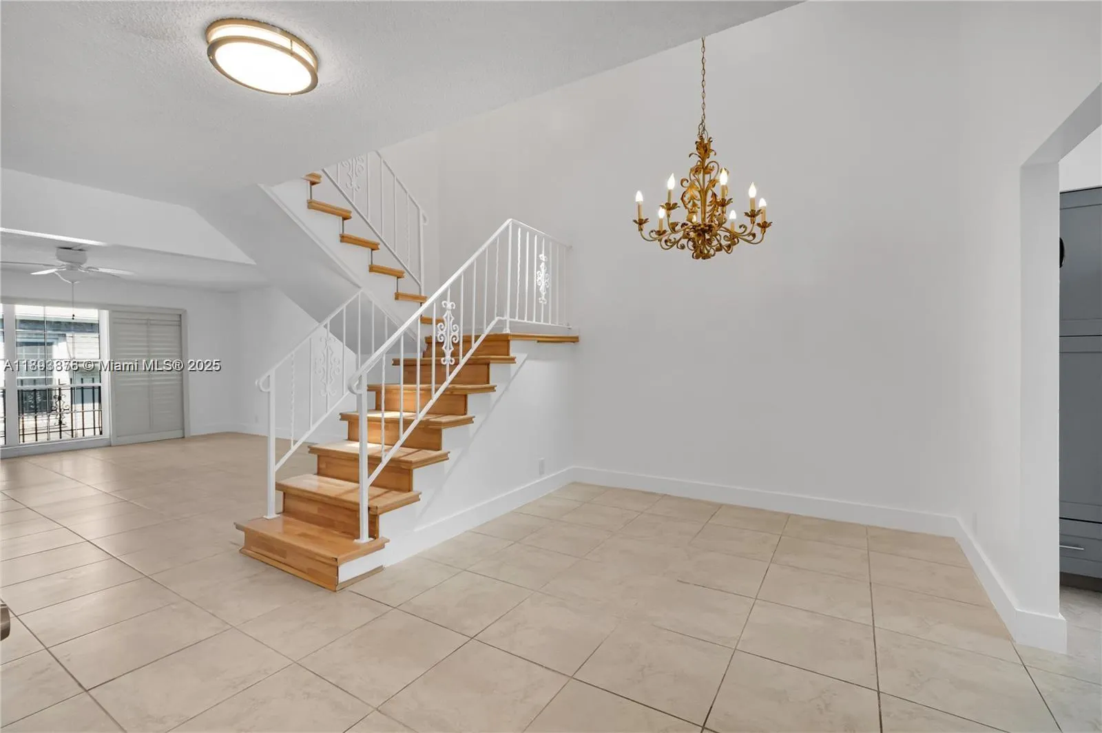 1194 Hillsboro Mile, #72