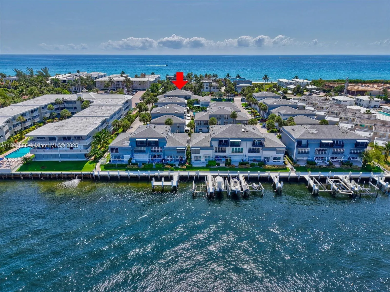1194 Hillsboro Mile, #72
