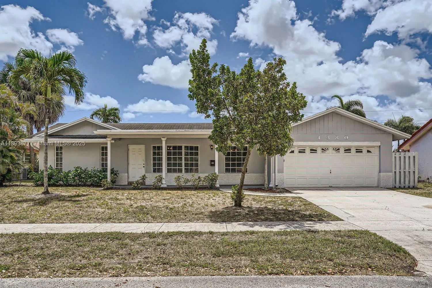 4380 NW 4th Ct
