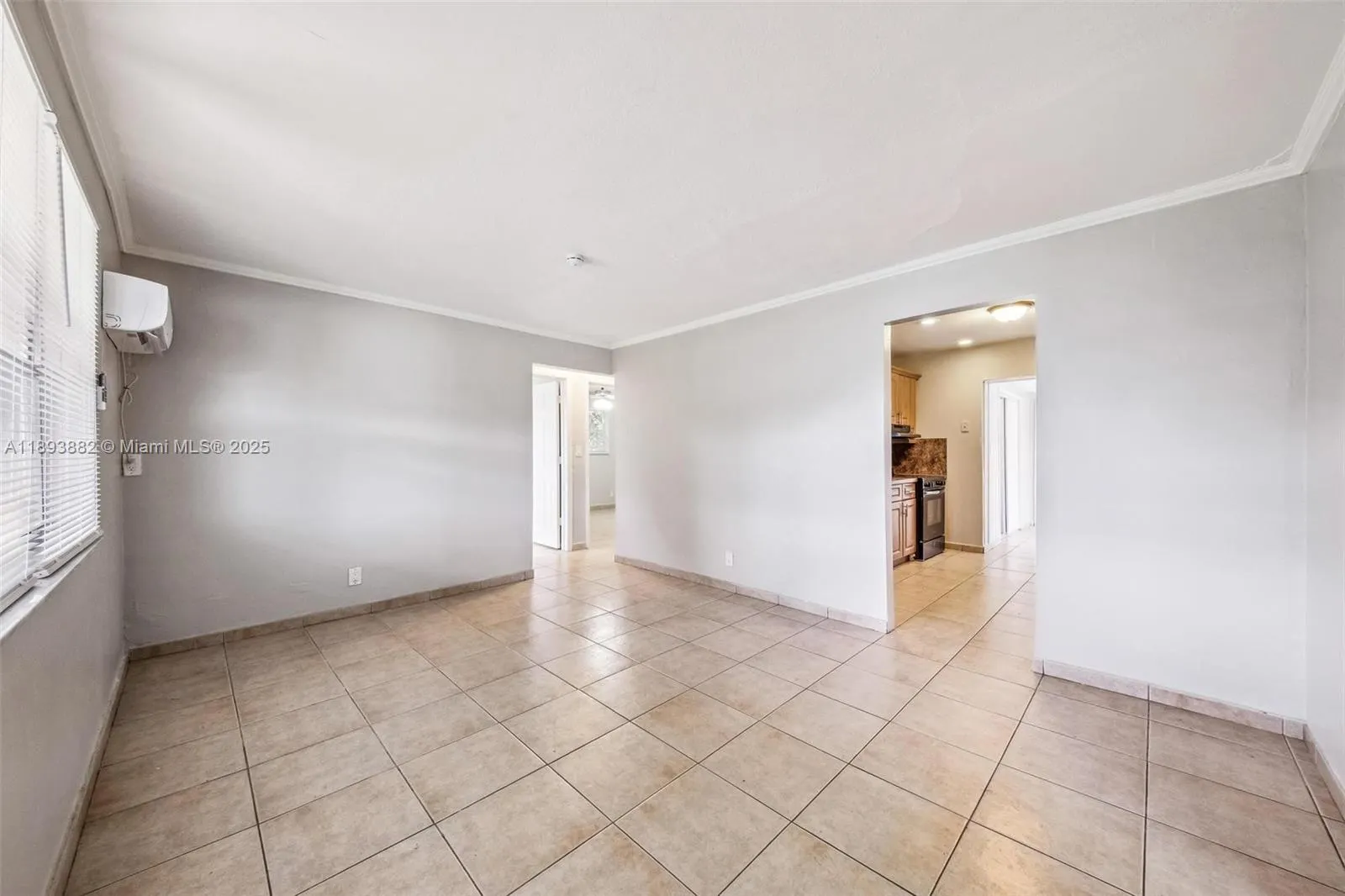 5720 SW 40th Ct