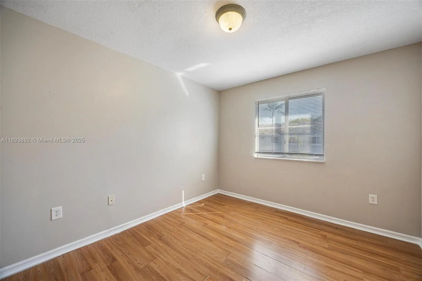 2956 SE 15th Ter