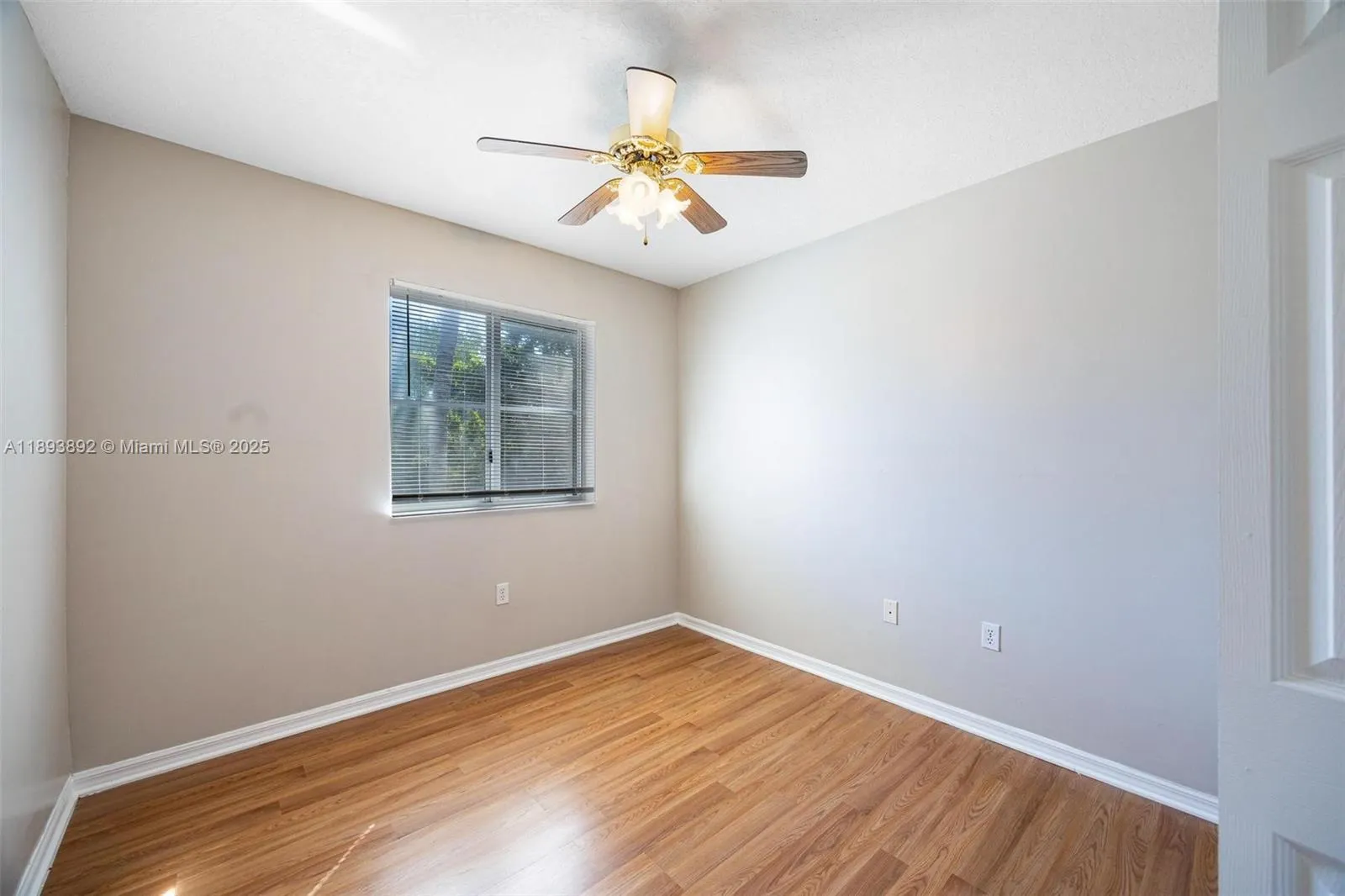 2956 SE 15th Ter