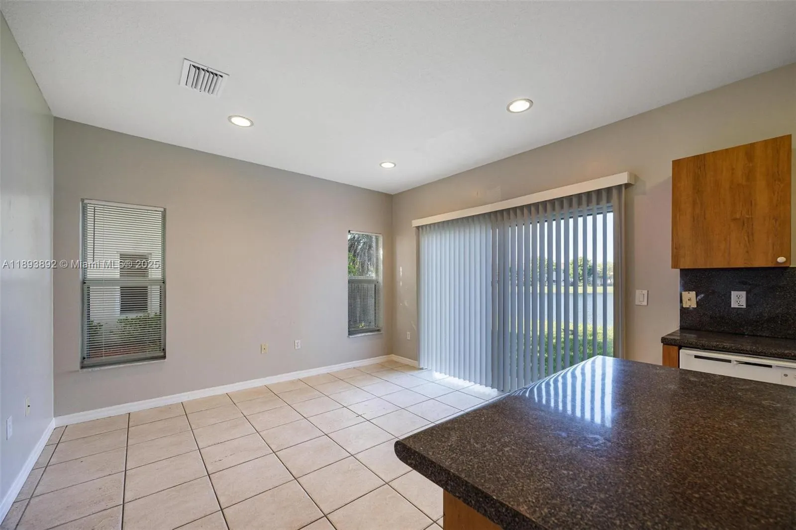 2956 SE 15th Ter