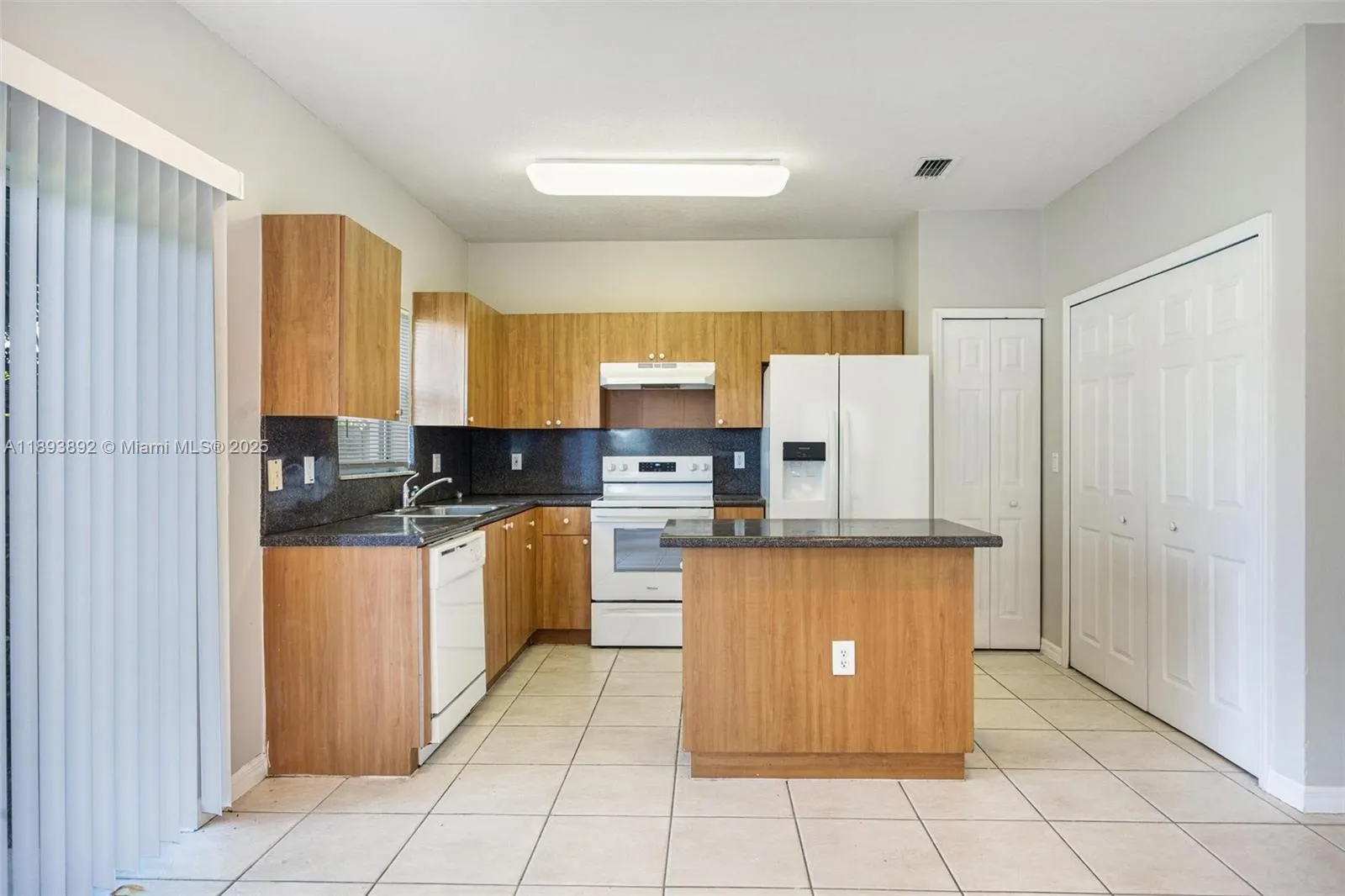2956 SE 15th Ter