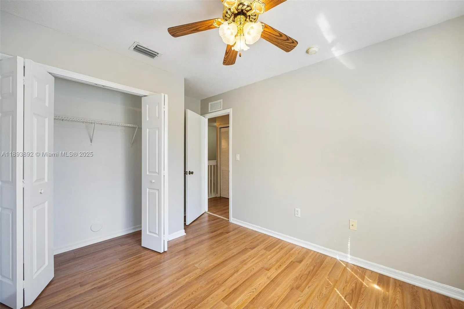 2956 SE 15th Ter