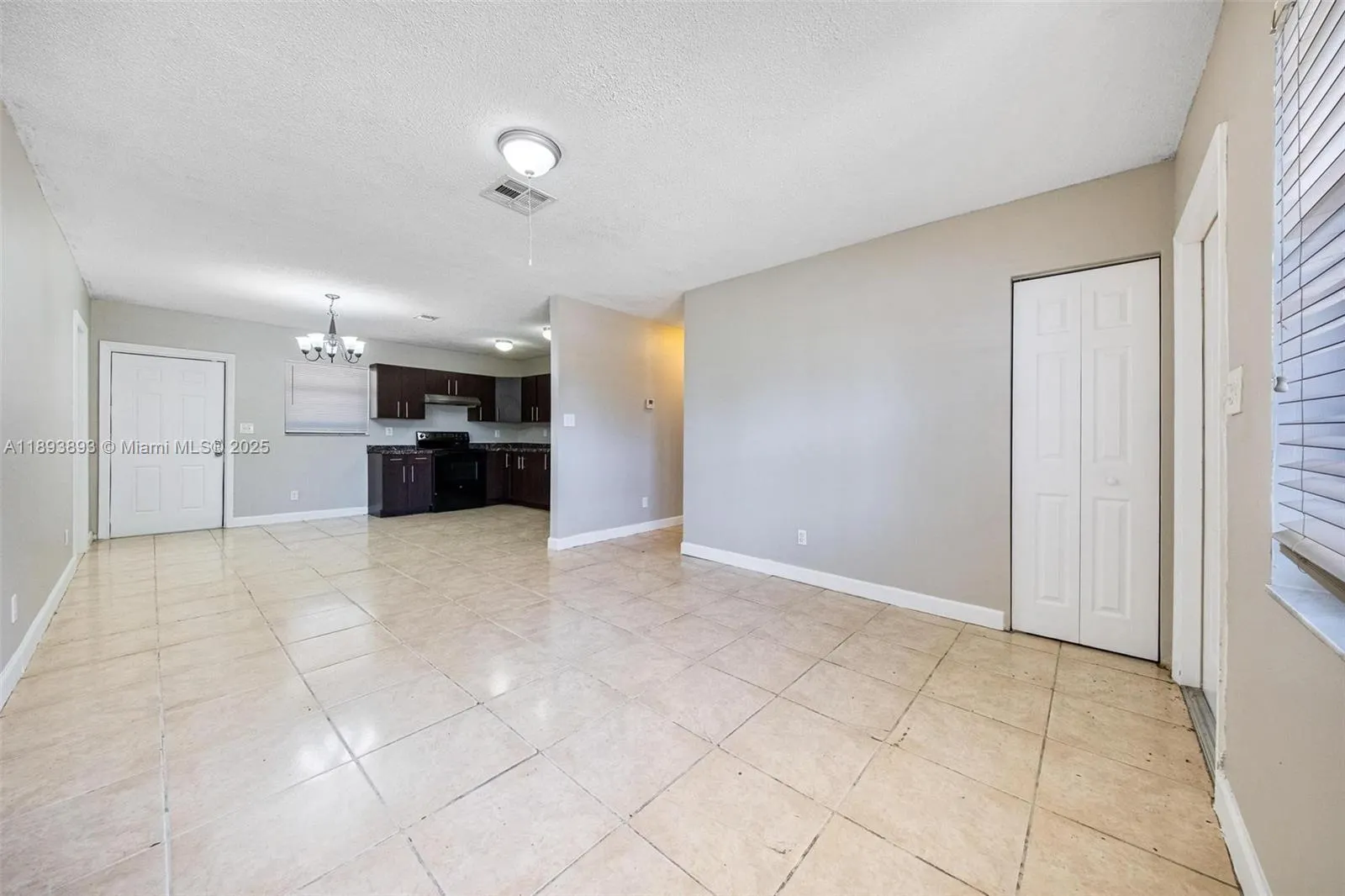 540 NW 7th Ter