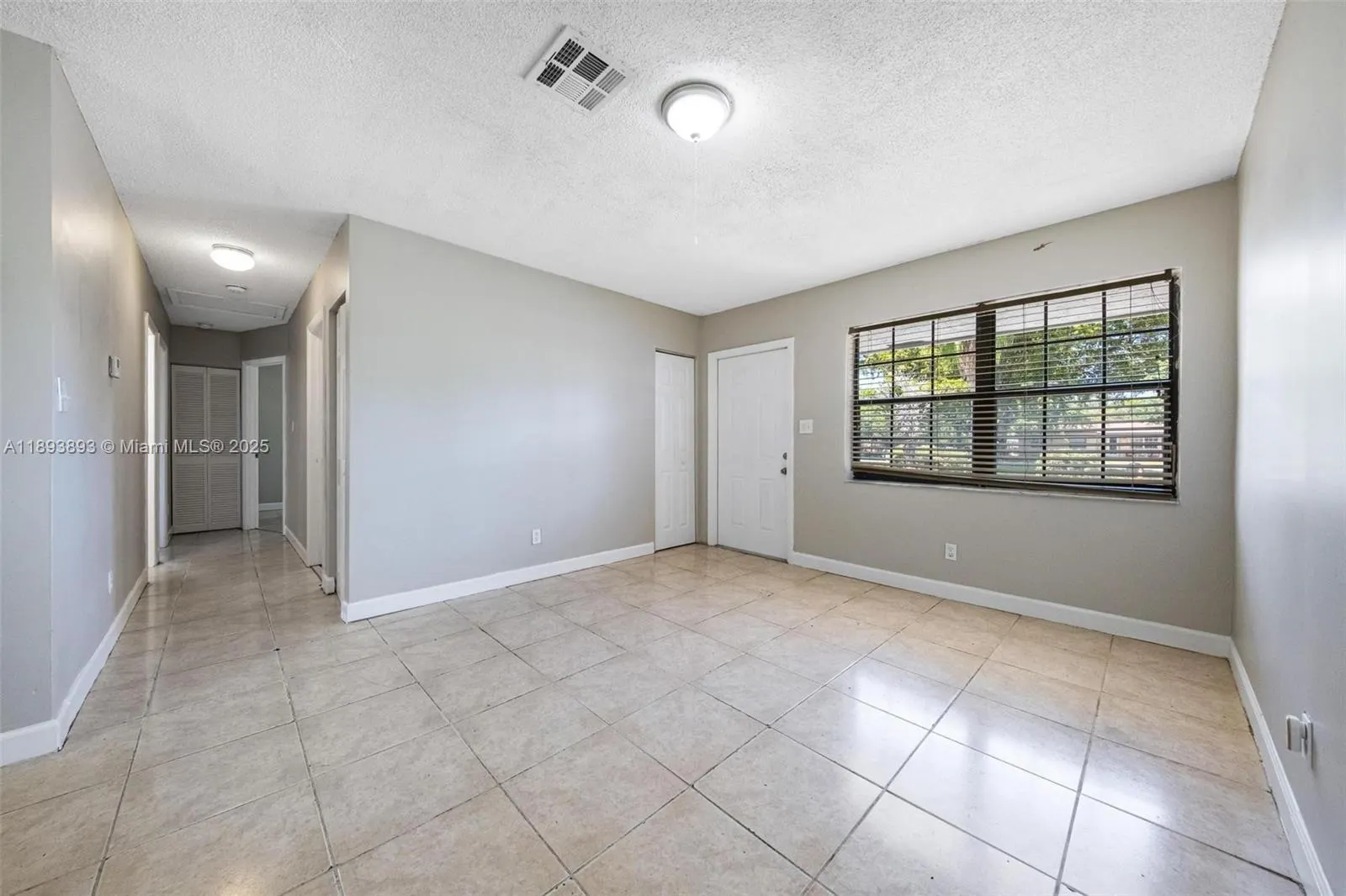540 NW 7th Ter