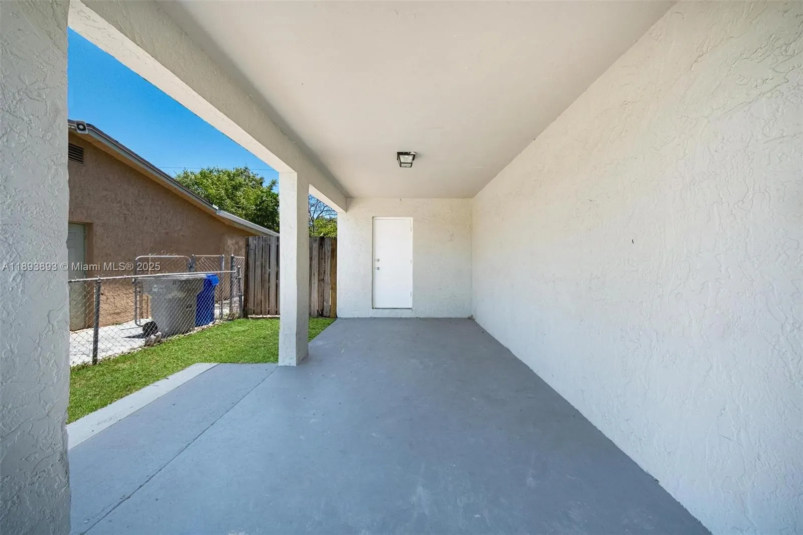 540 NW 7th Ter