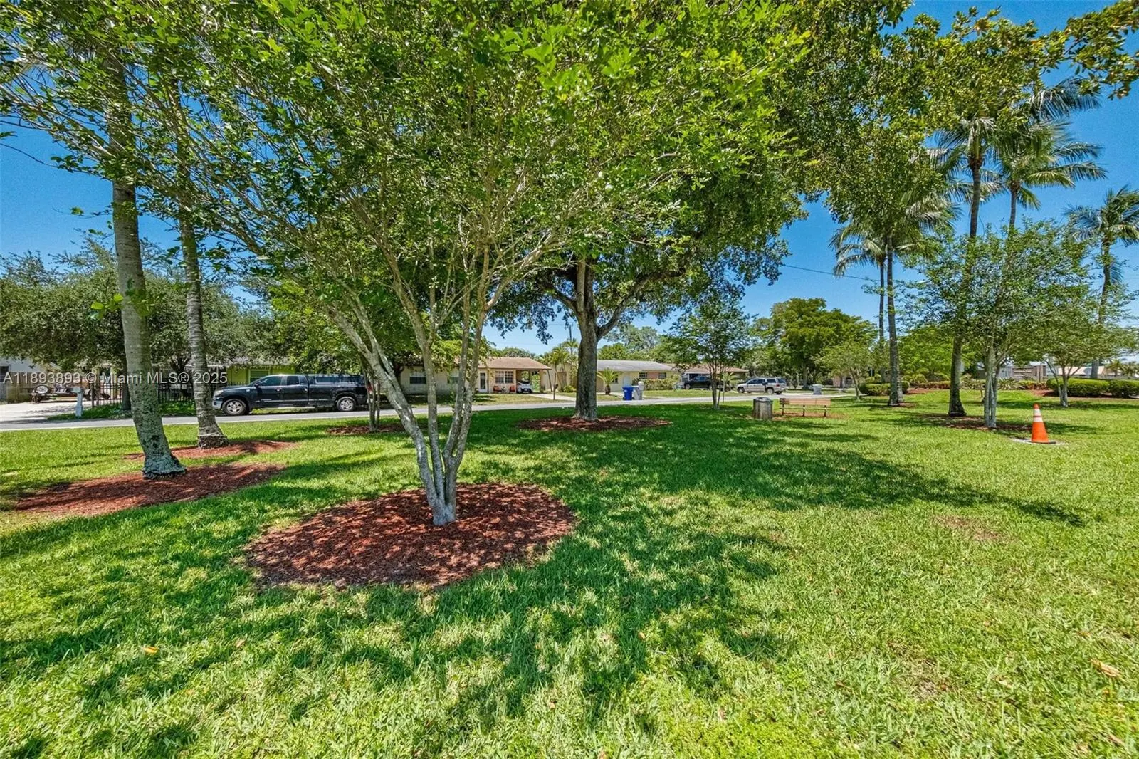 540 NW 7th Ter