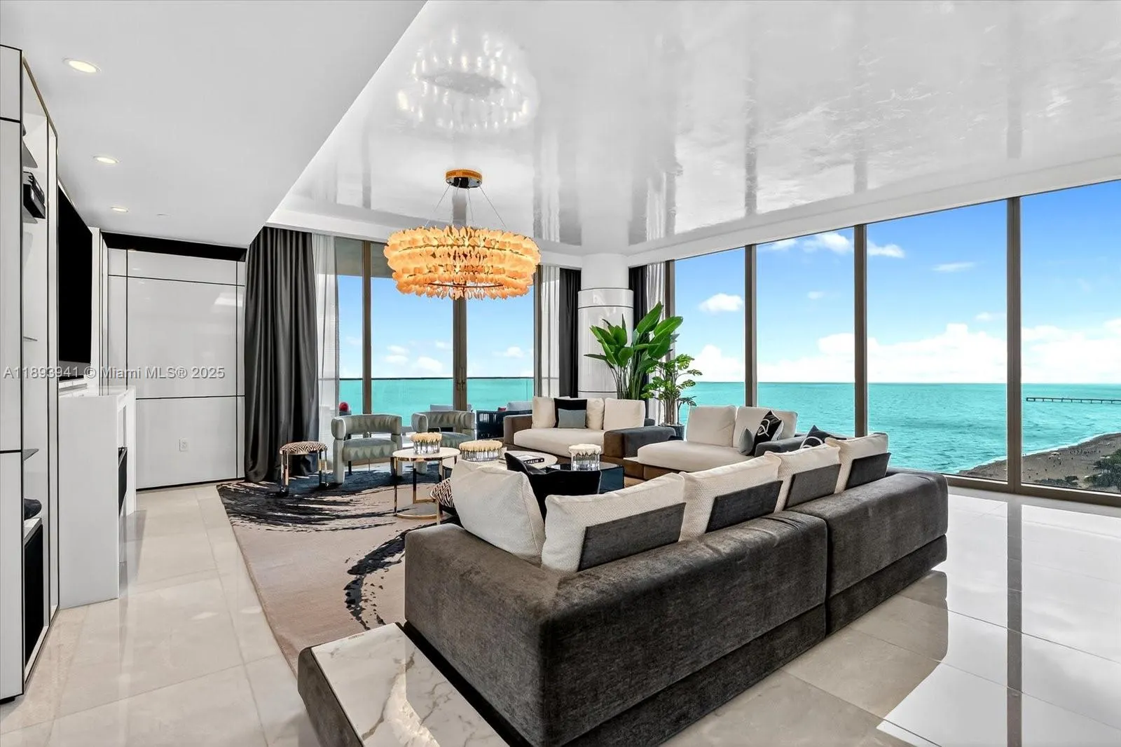 17901 Collins Ave, #1804