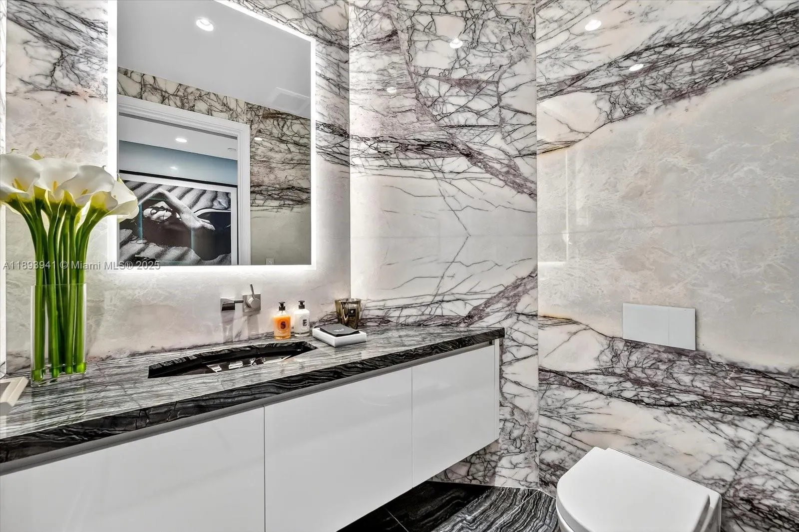 17901 Collins Ave, #1804