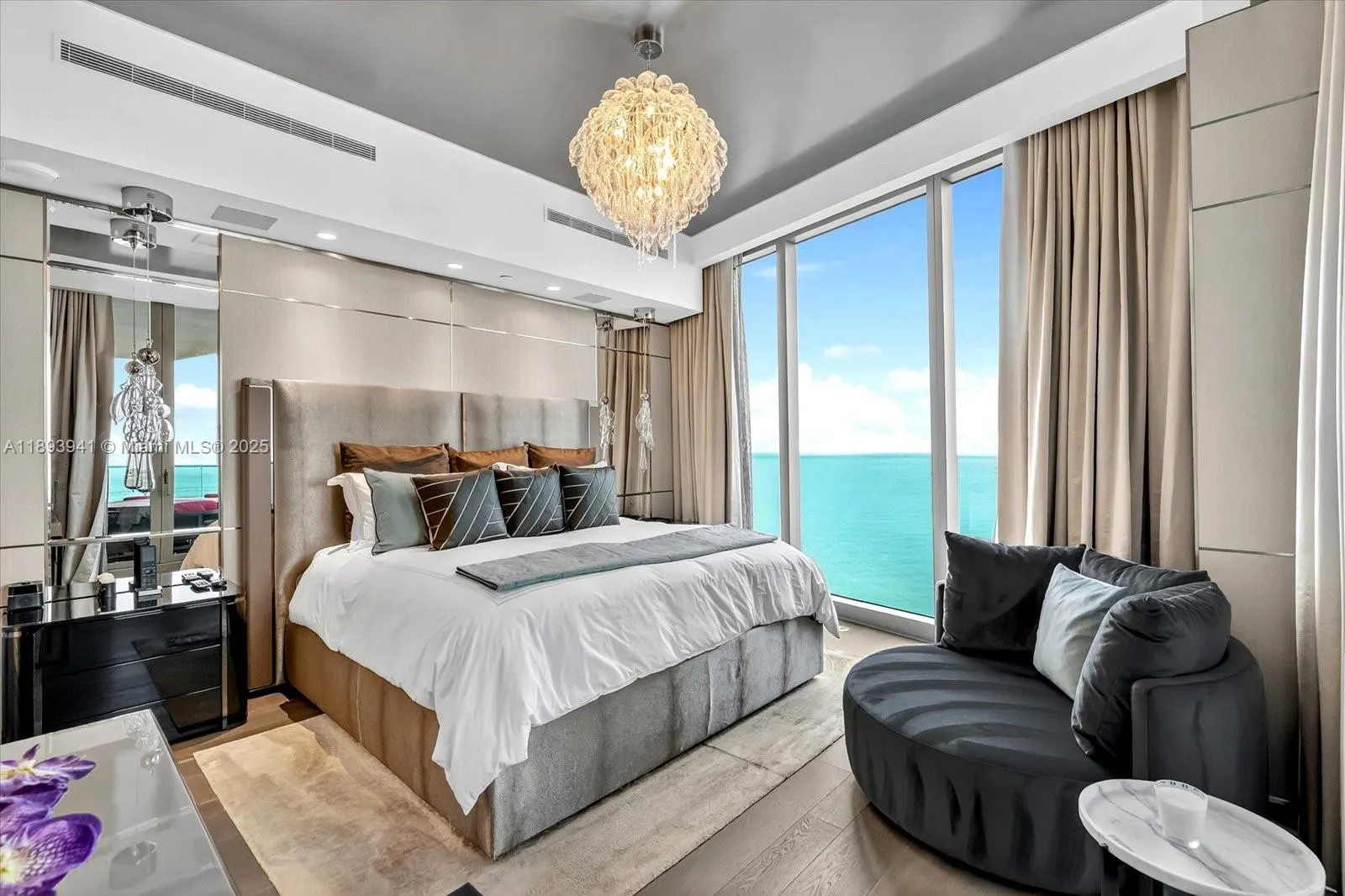 17901 Collins Ave, #1804
