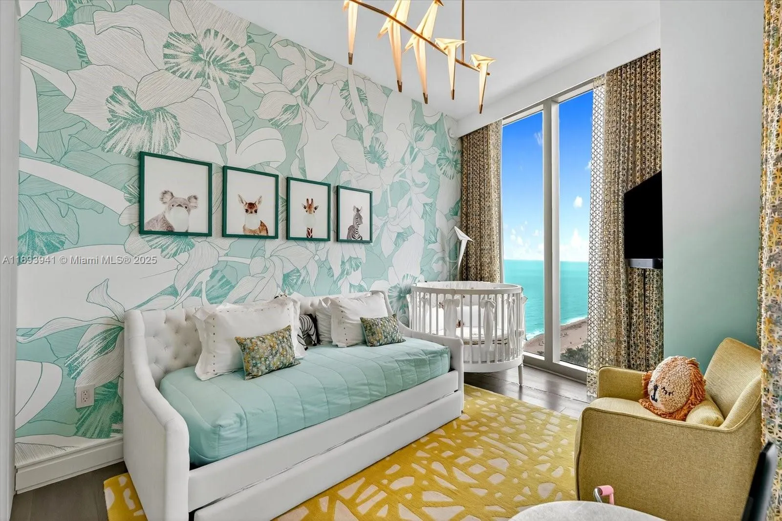 17901 Collins Ave, #1804
