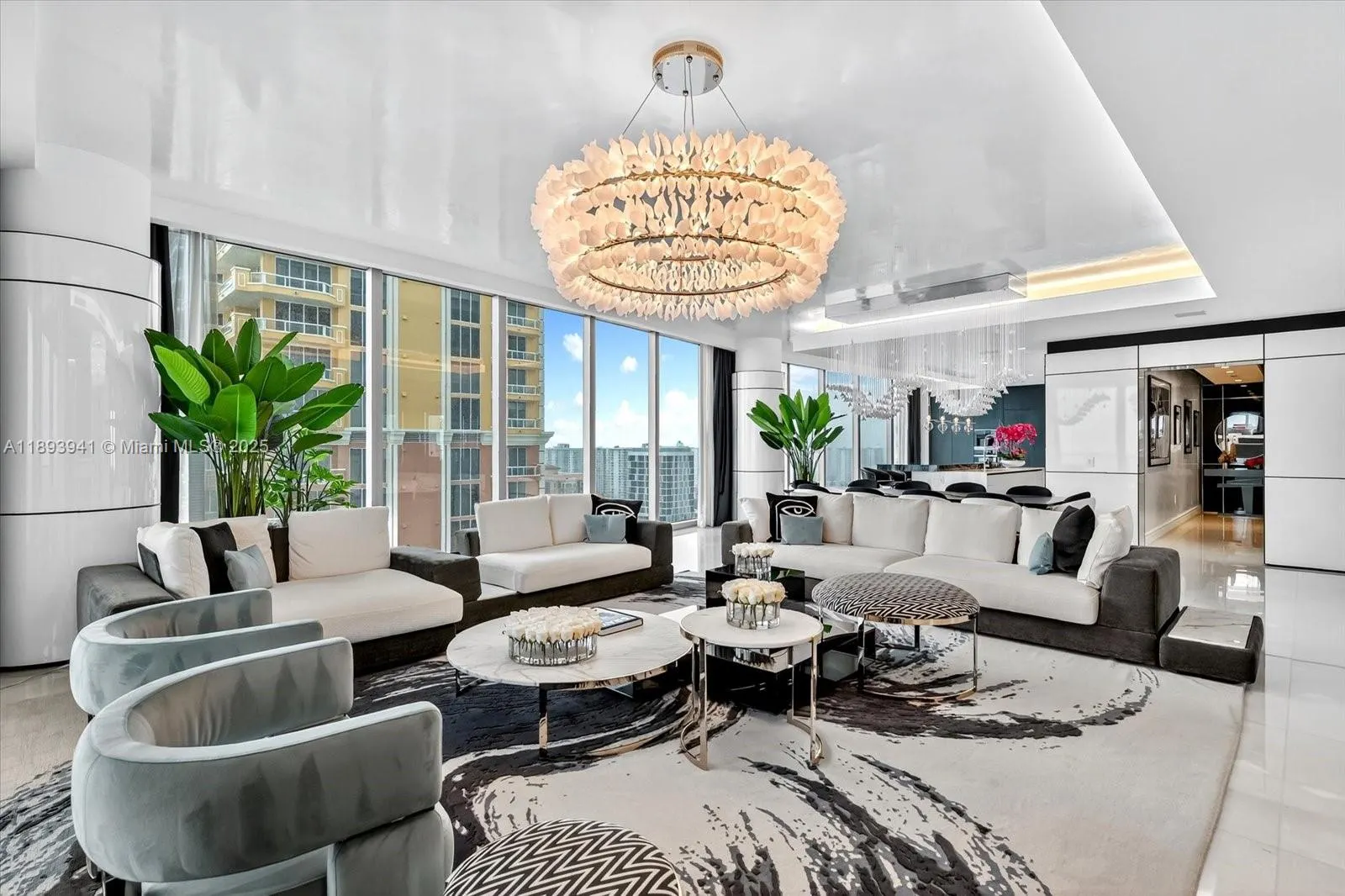17901 Collins Ave, #1804