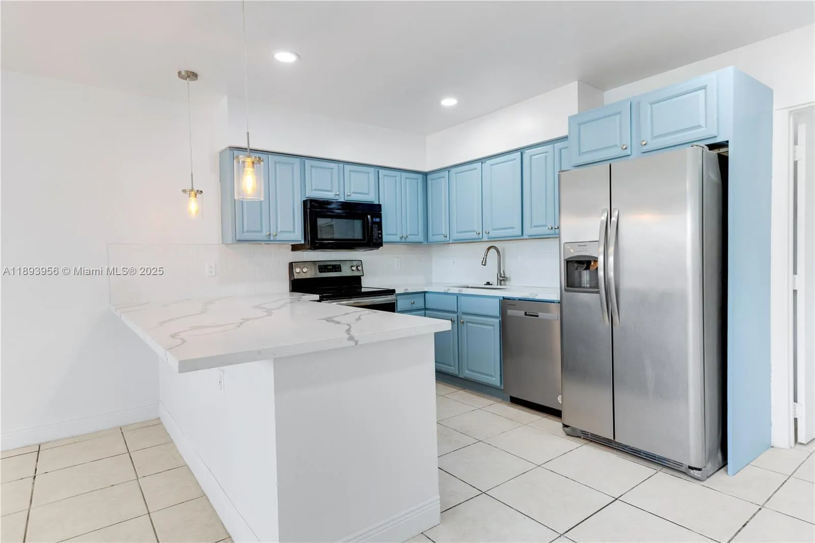 821 NW 41st St, #B