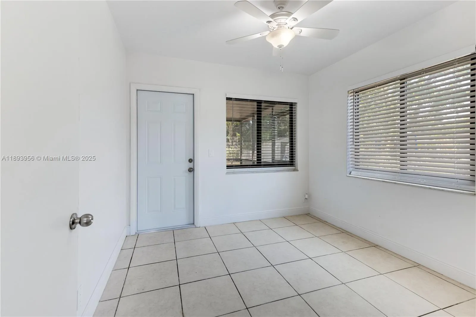 821 NW 41st St, #B