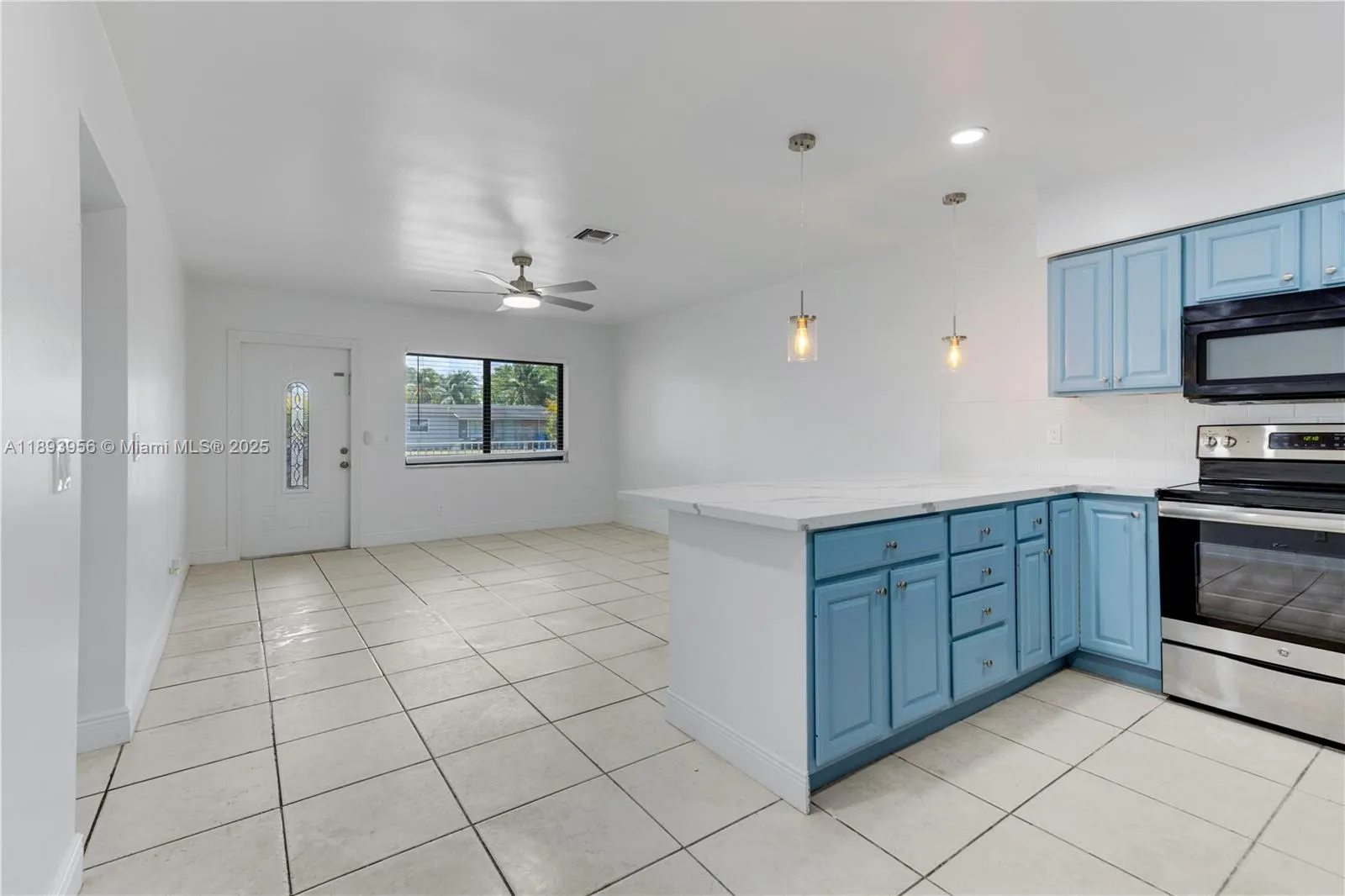 821 NW 41st St, #B