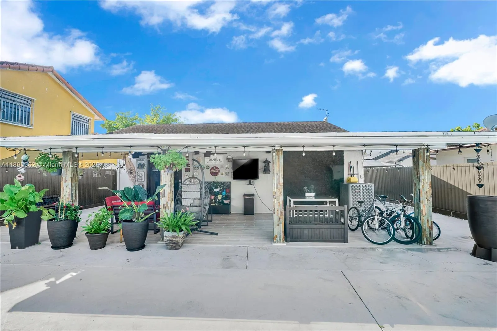 15555 SW 57th Ter