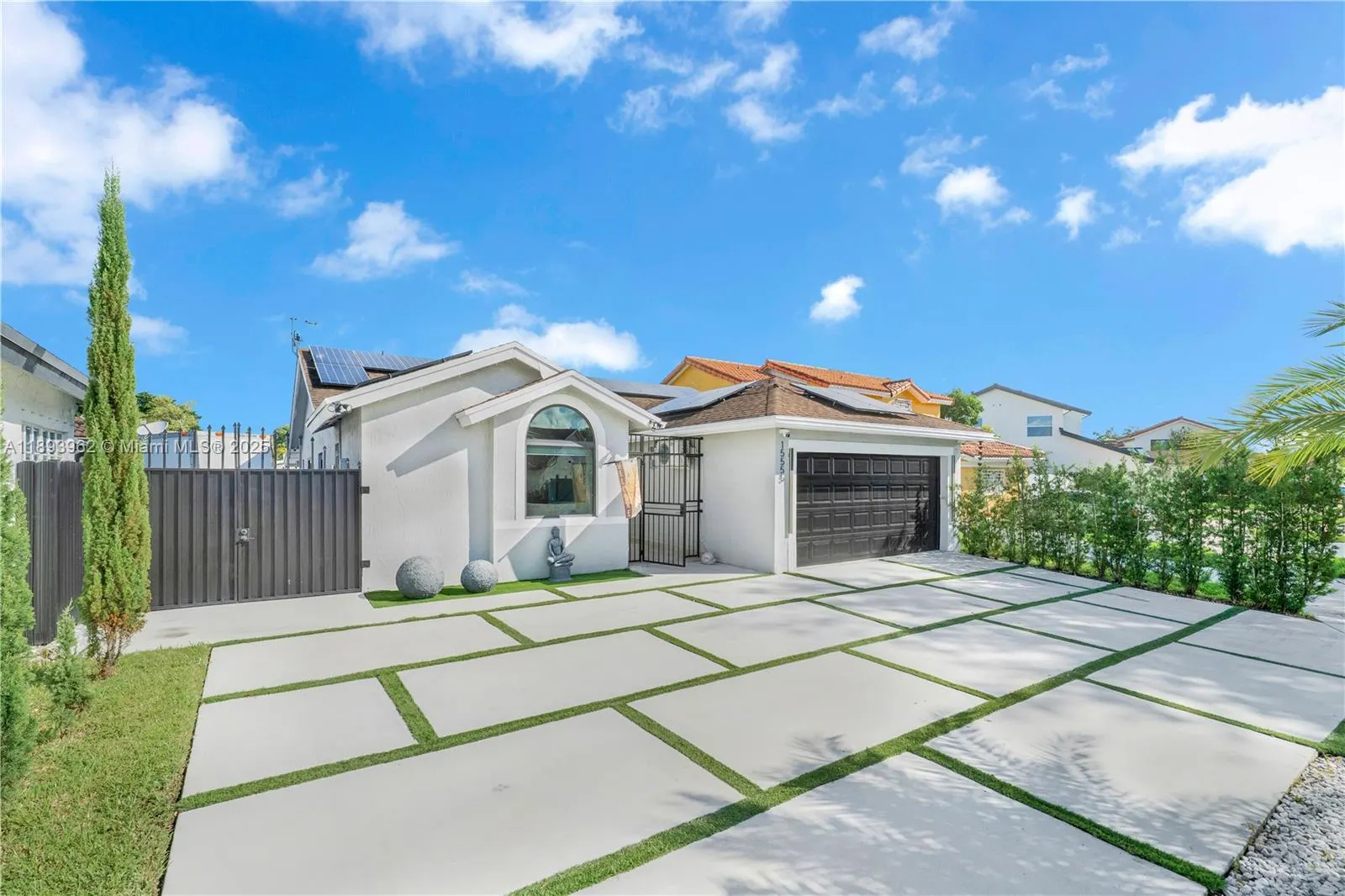 15555 SW 57th Ter