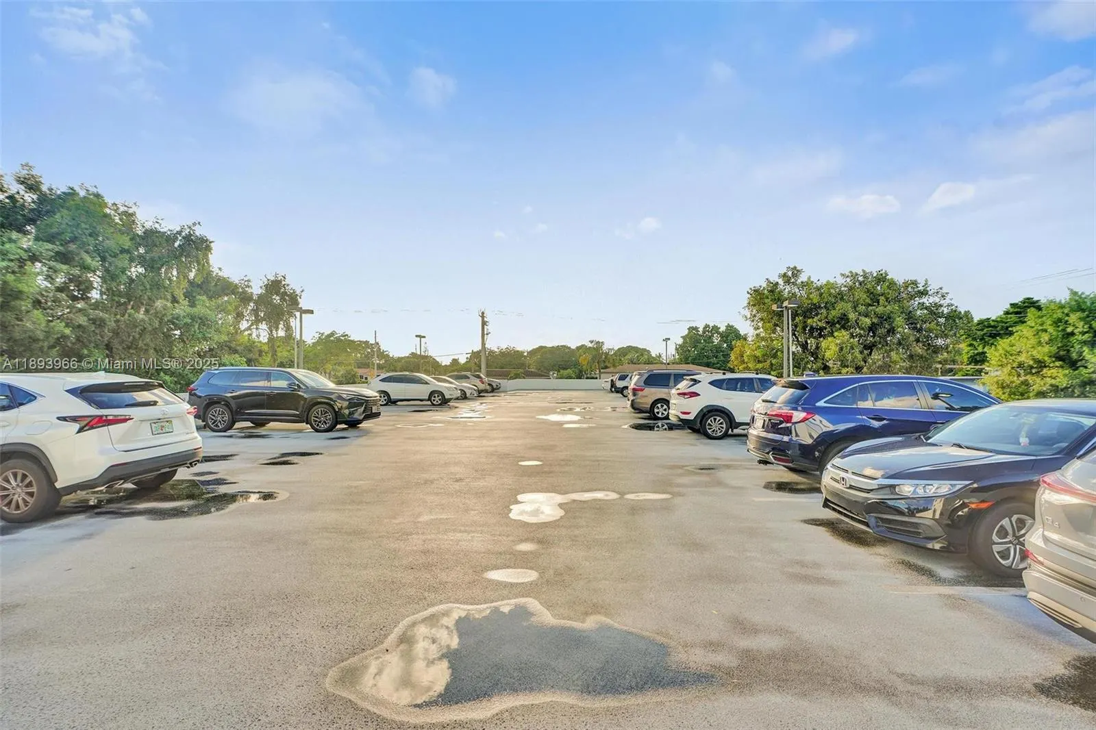 1251 NE 108th St, #610
