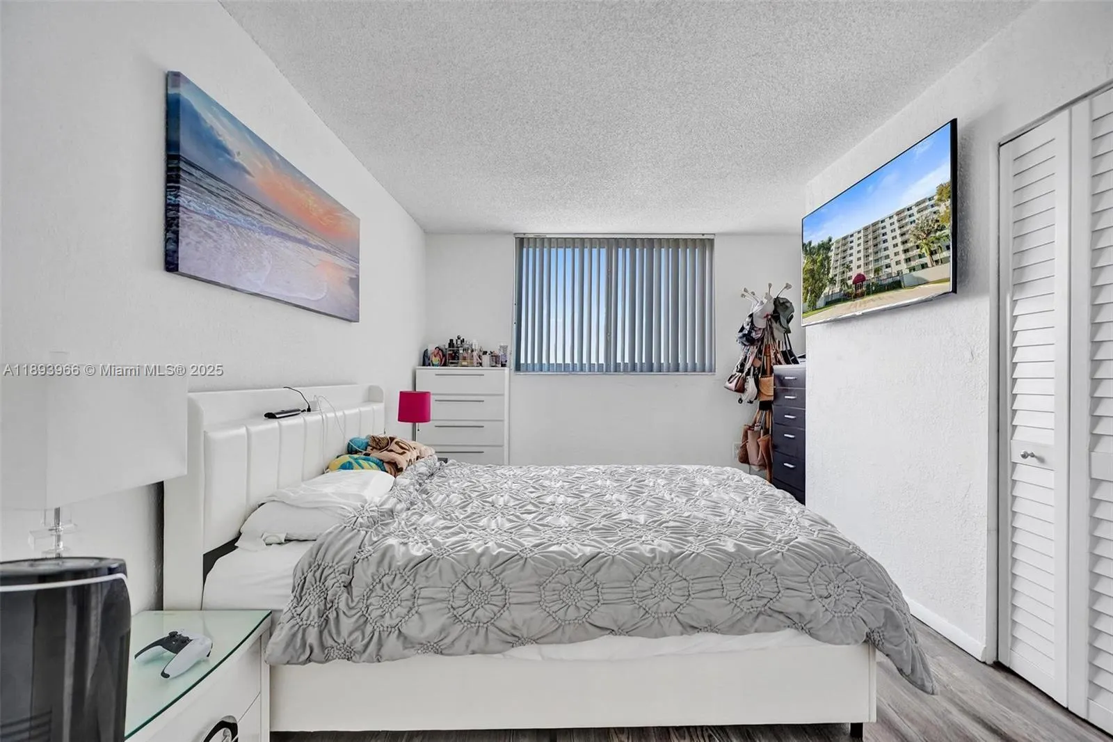 1251 NE 108th St, #610