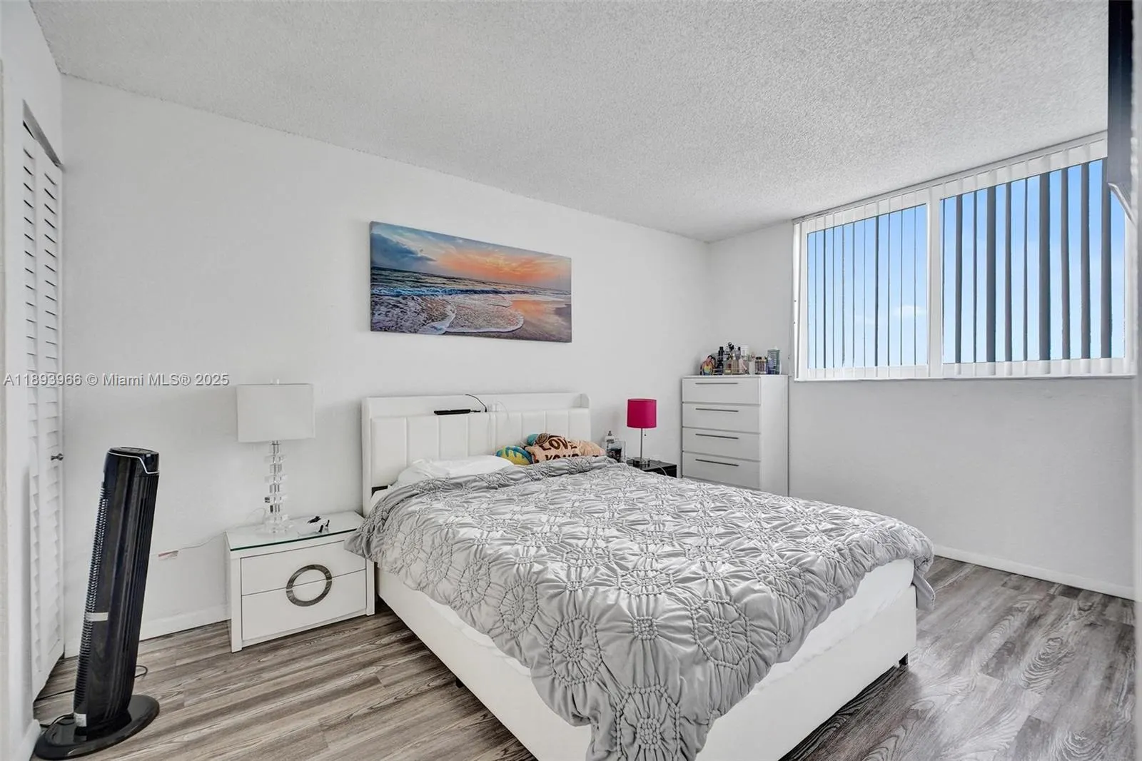1251 NE 108th St, #610