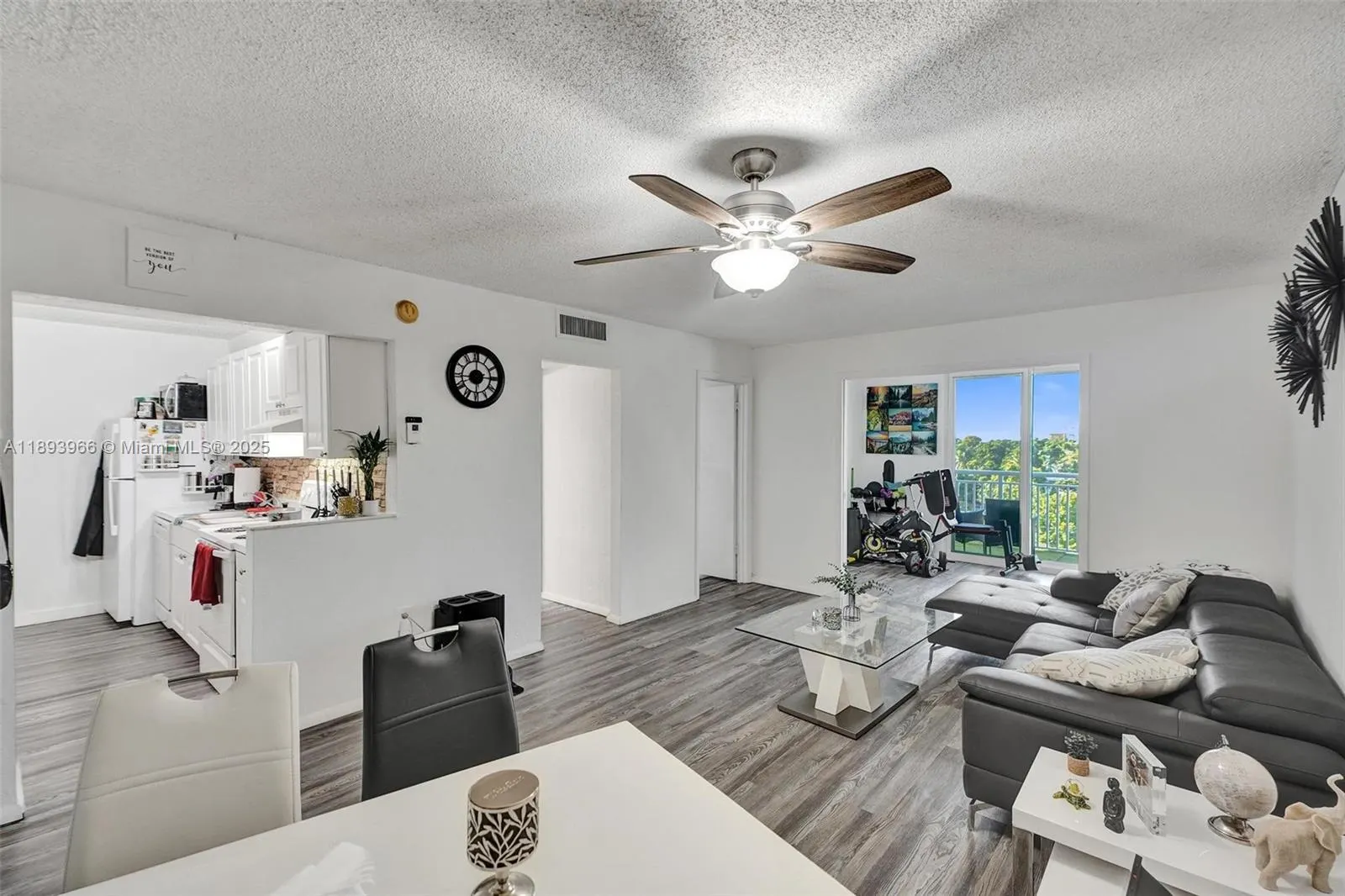 1251 NE 108th St, #610