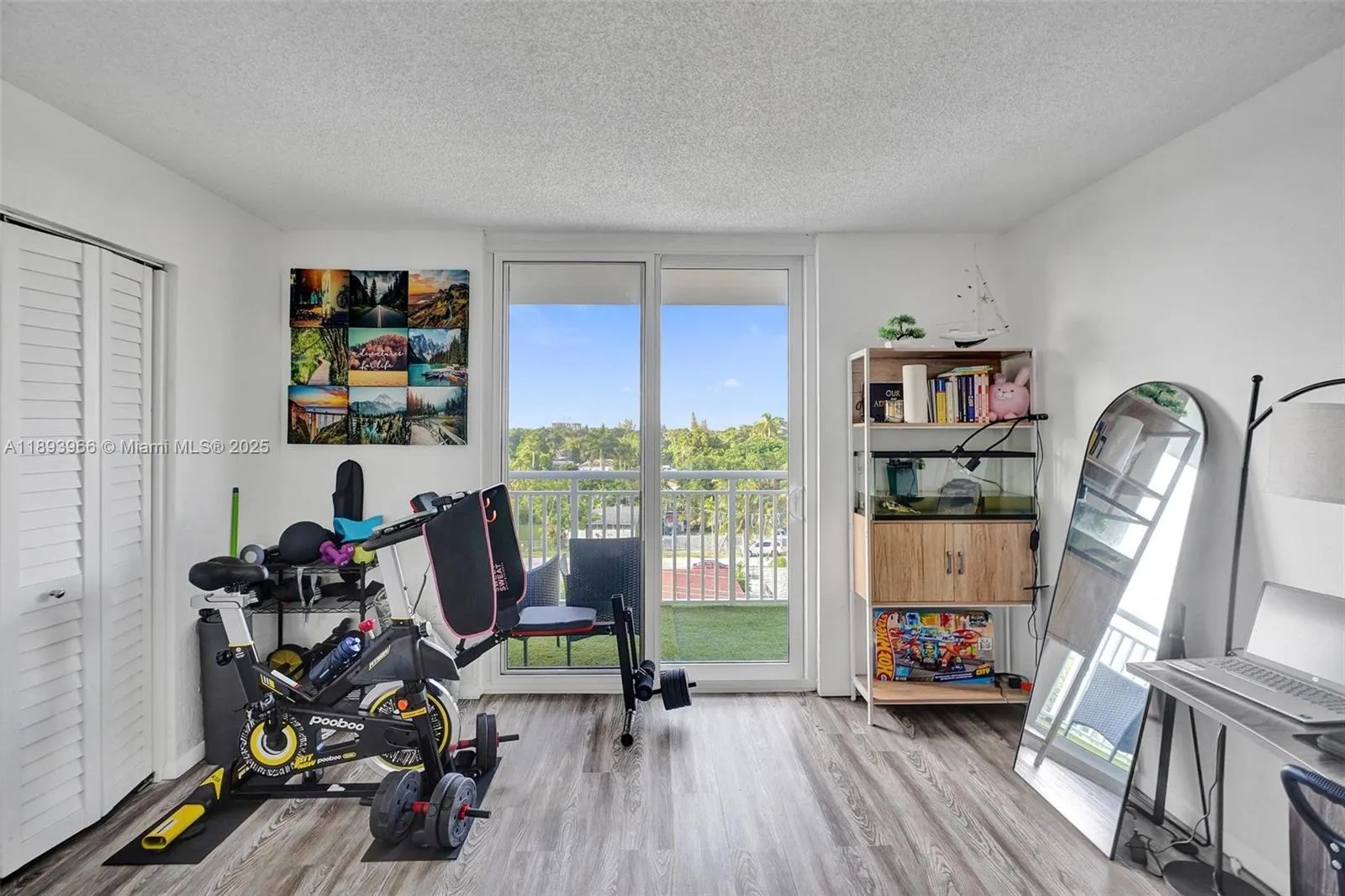 1251 NE 108th St, #610