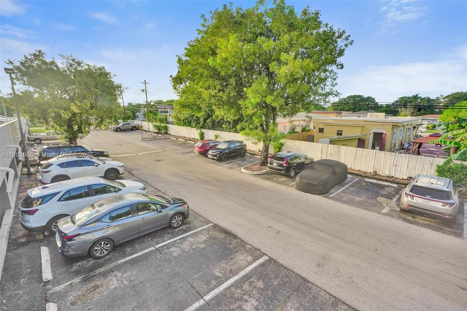 1251 NE 108th St, #610