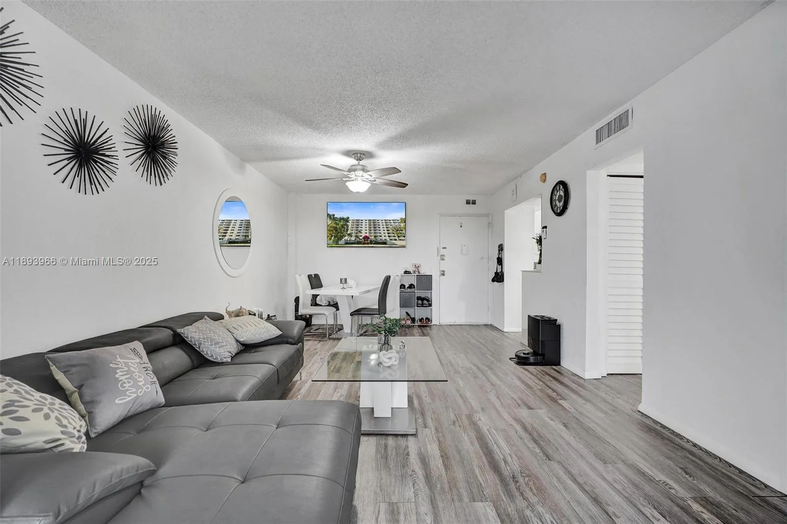 1251 NE 108th St, #610
