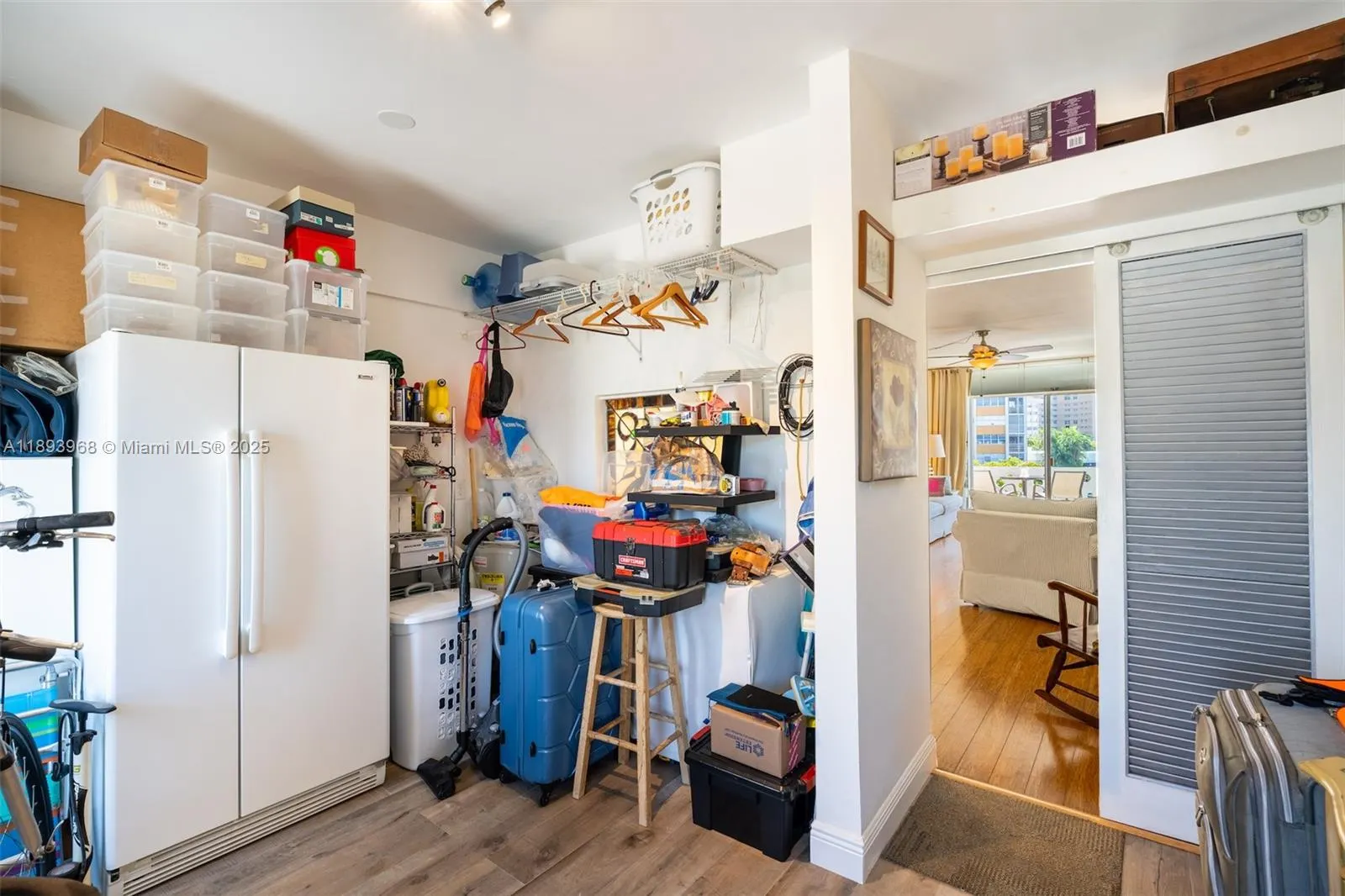 2500 Diana Dr, #306