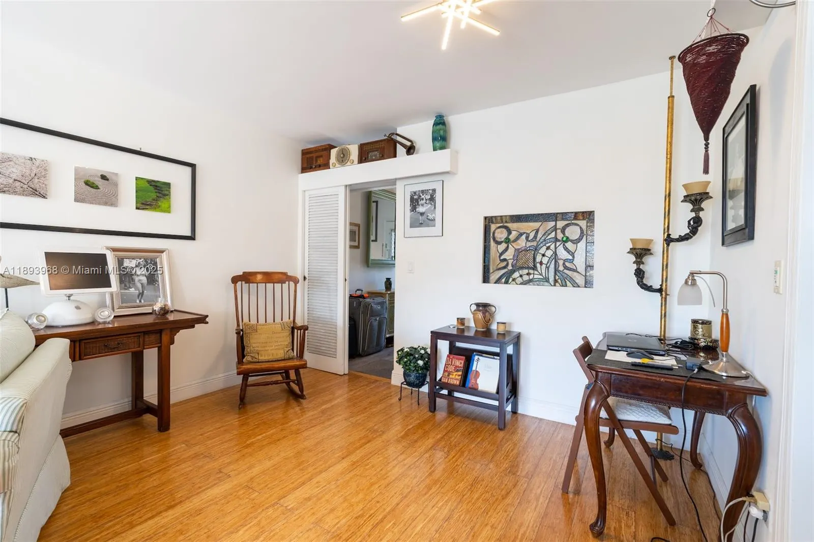 2500 Diana Dr, #306