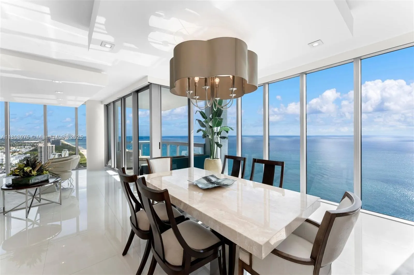 6899 Collins Ave, #3404