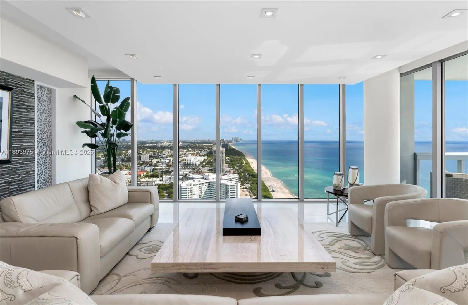 6899 Collins Ave, #3404
