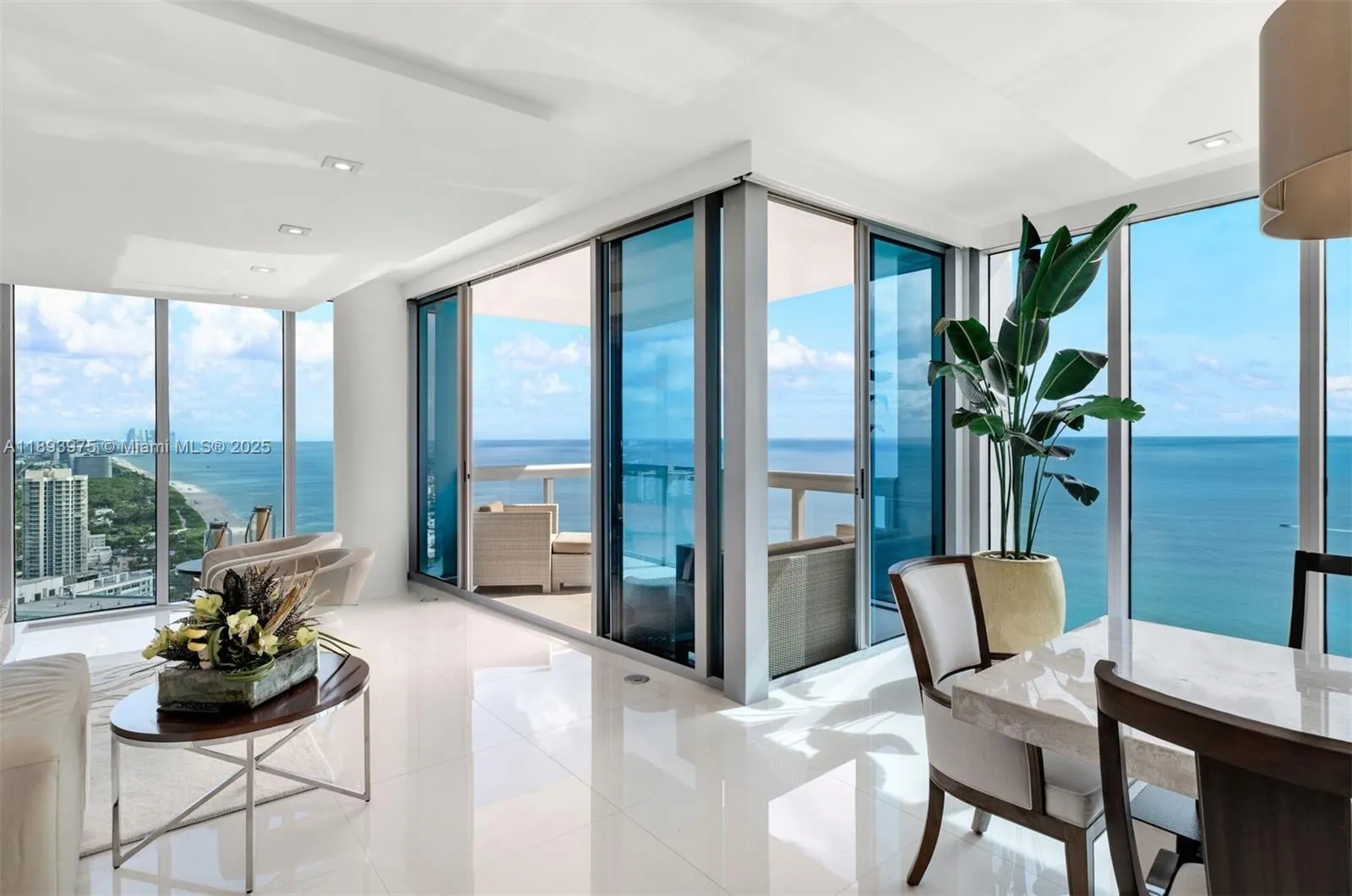 6899 Collins Ave, #3404