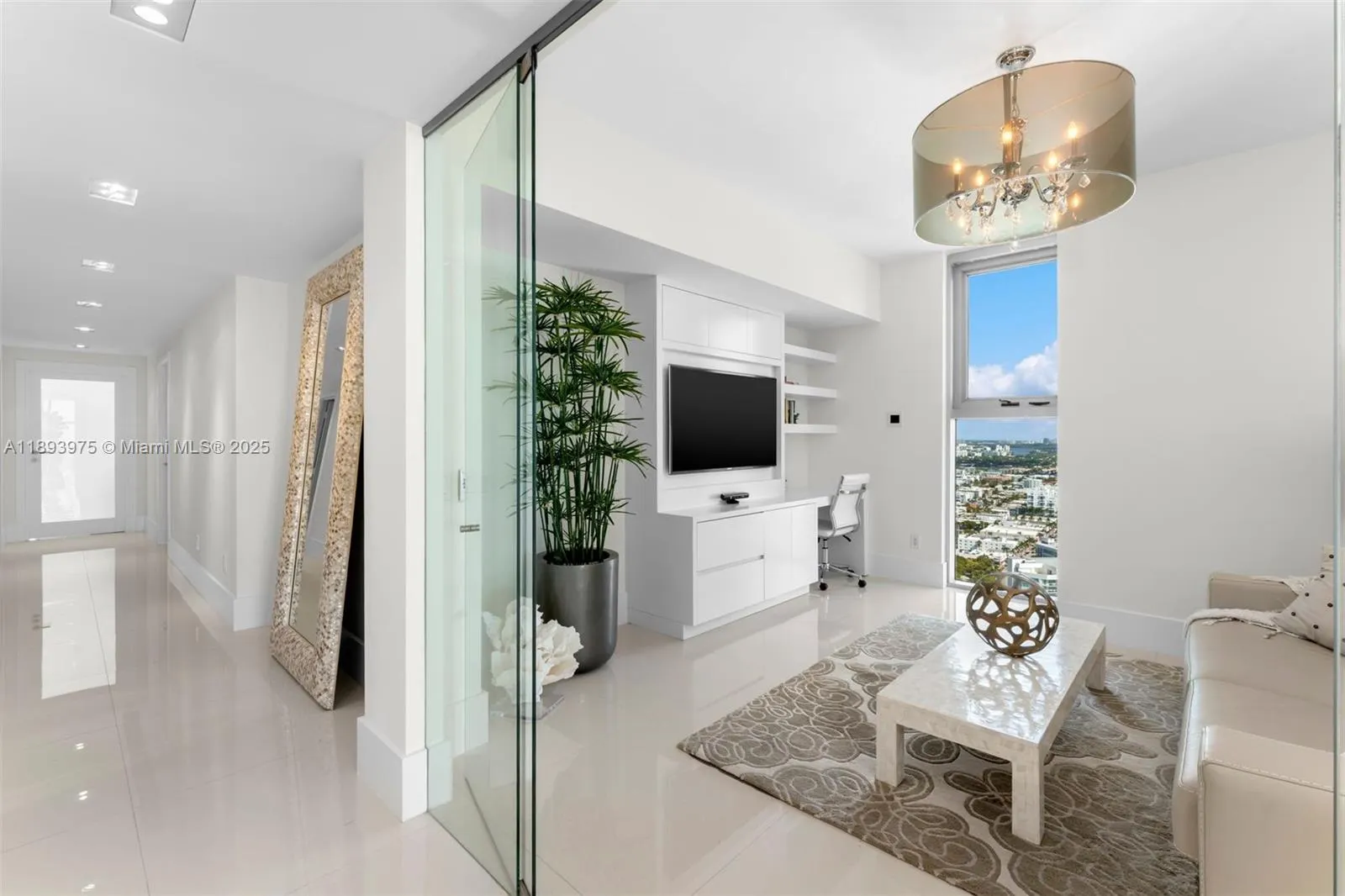 6899 Collins Ave, #3404